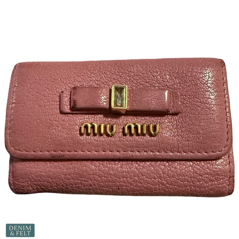 Miu Miu‎ Pink Leather Key Holder Wallet Gold Logo Bow Designer Luxury